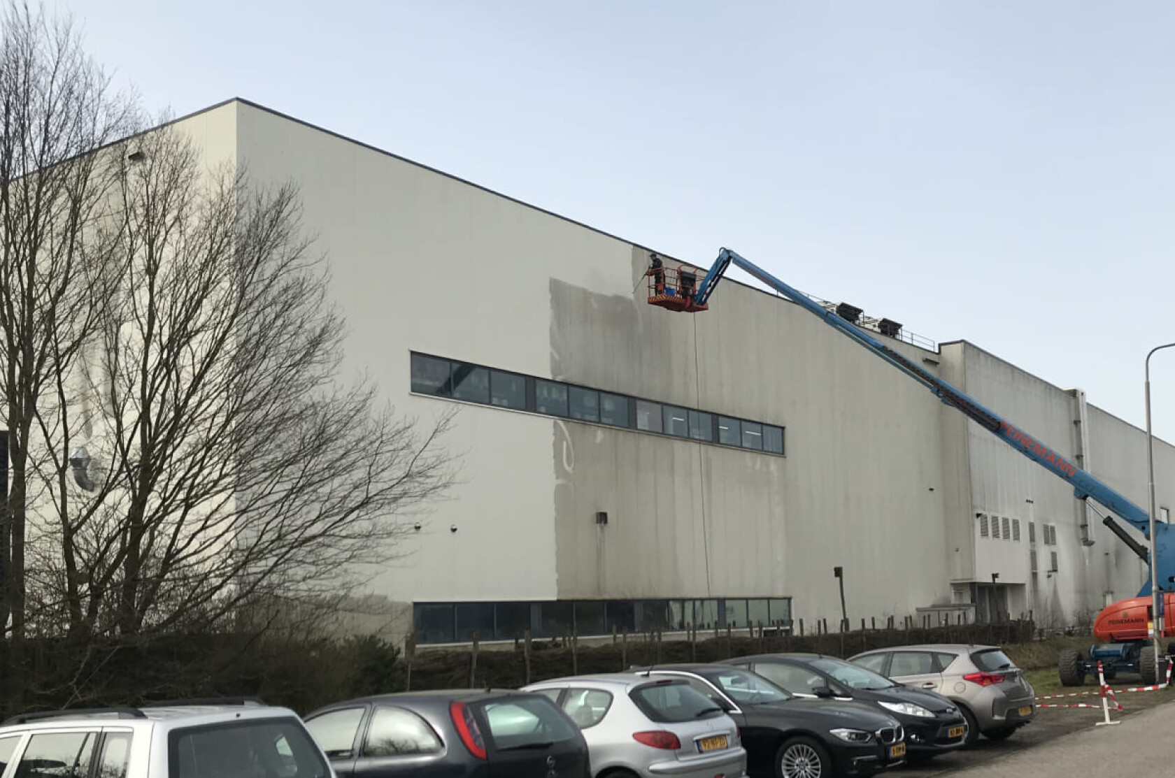 Bedrijfspand professioneel reinigen